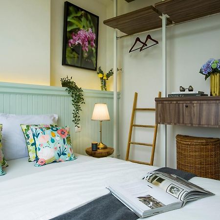 Marigold Apartment Nava Park Central Bsd Tangerang Exterior photo